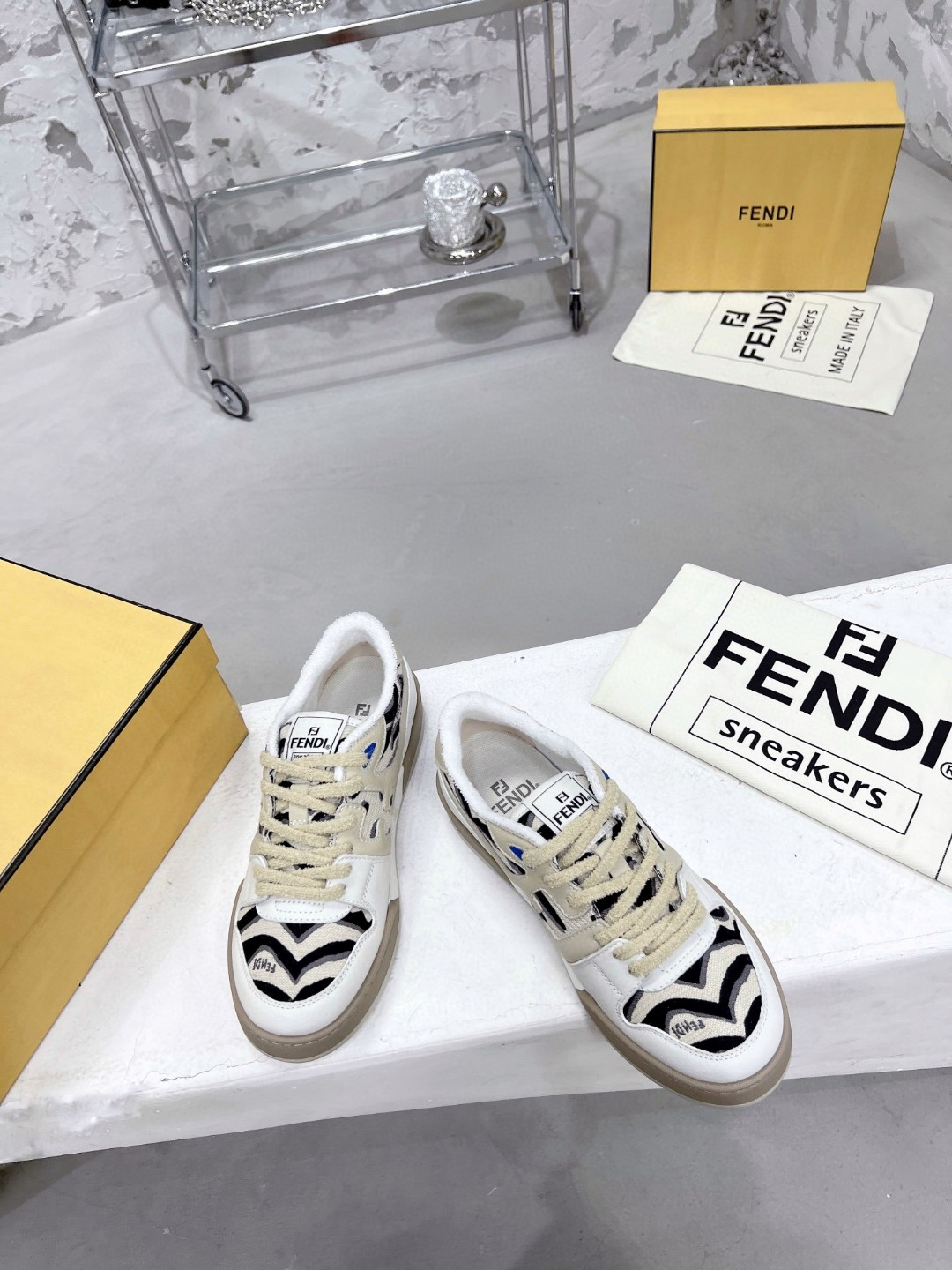 F**di FD F**di Match Low Tops Sneakers Black And White For Women