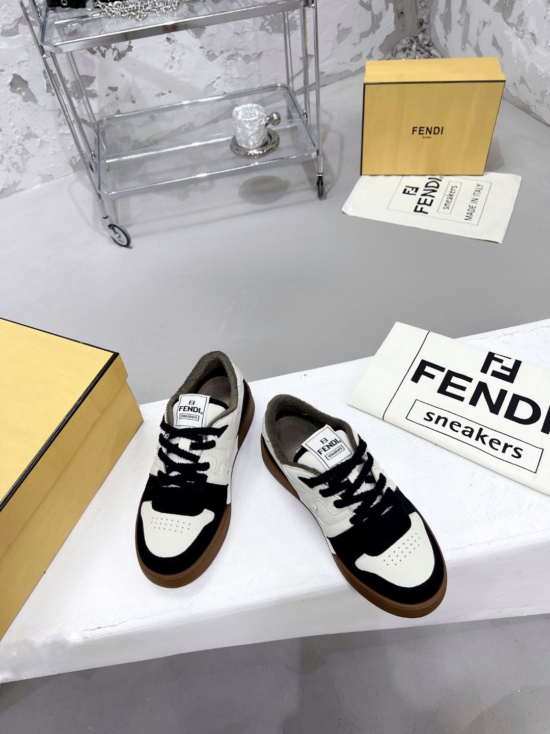 F**di FD F**di Match Low Tops Sneakers Black For Women 7E1493AHH2F1FZB