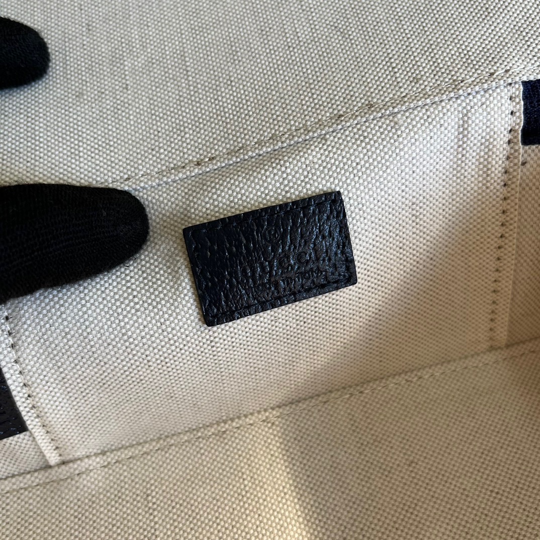 Gvc*1 GG Medium Packing Cube Svp*me Canvas Beige/Grey For Men 7.7in/20cm 726661 KGD0N 4060