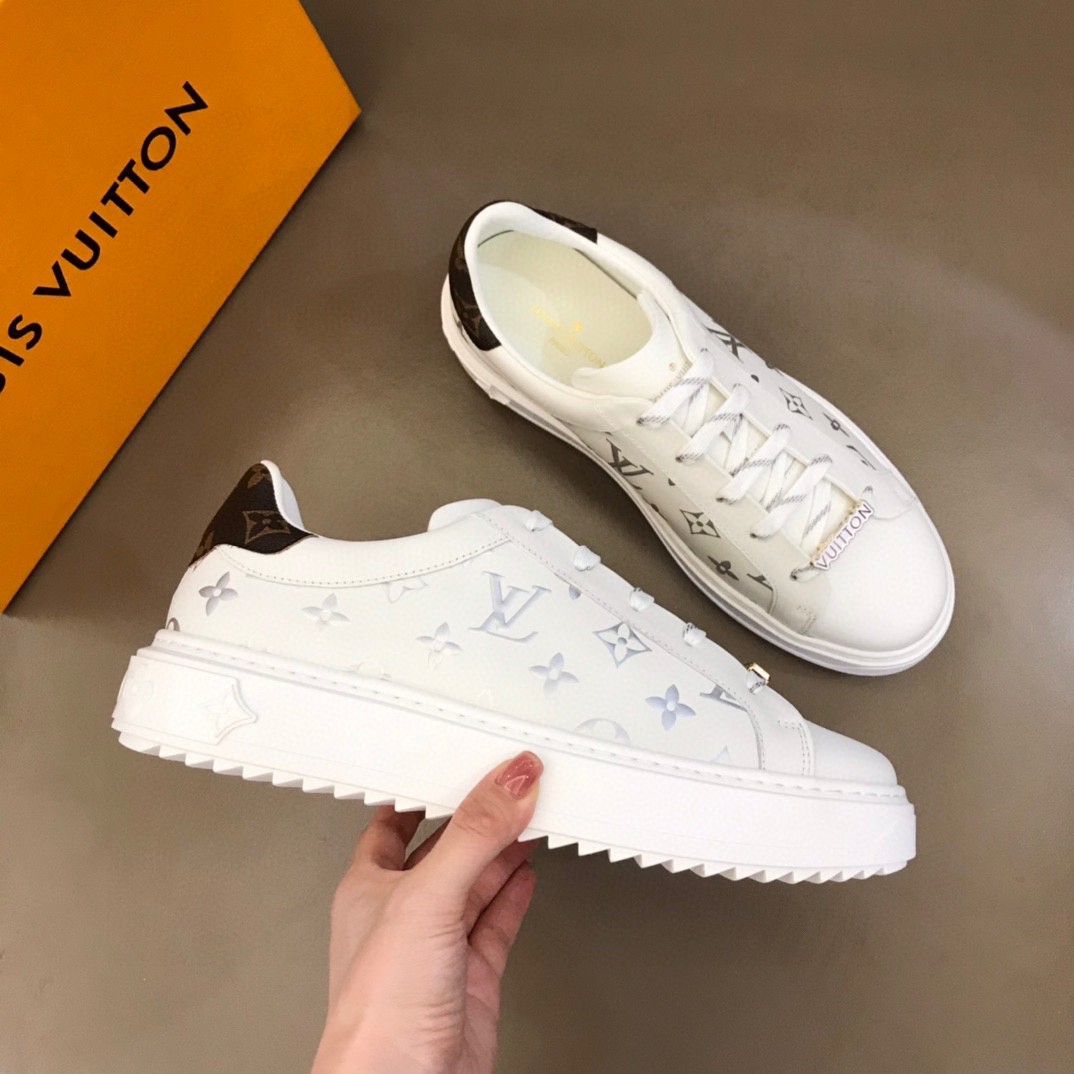 L0vis Vvtt0n Time Out Sneakers Monogram Flowers Silver For Men