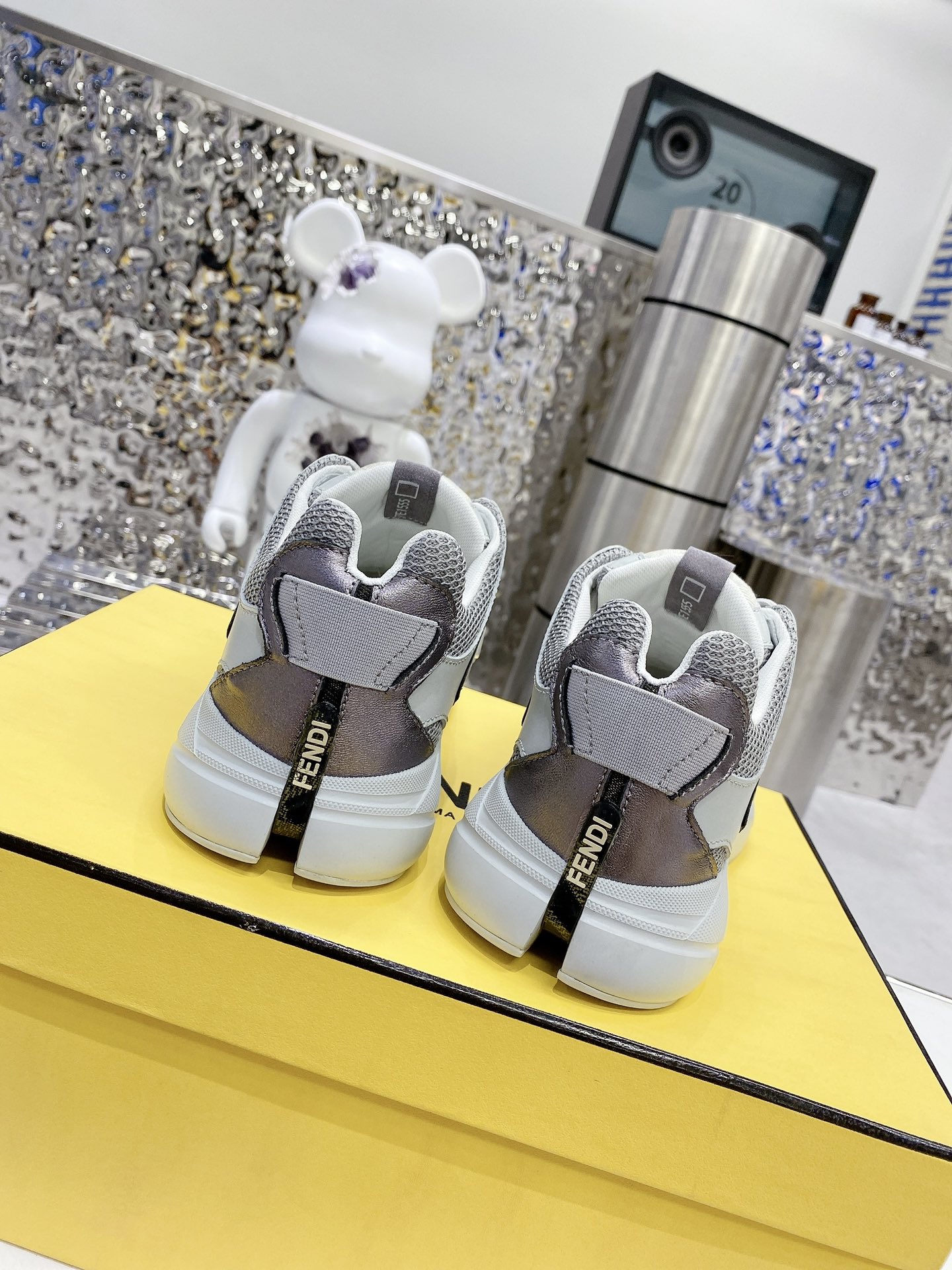 F**di FD F**di Faster Low-Tops Sneakers Grey For Men 7E1555AKX4F1ICJ