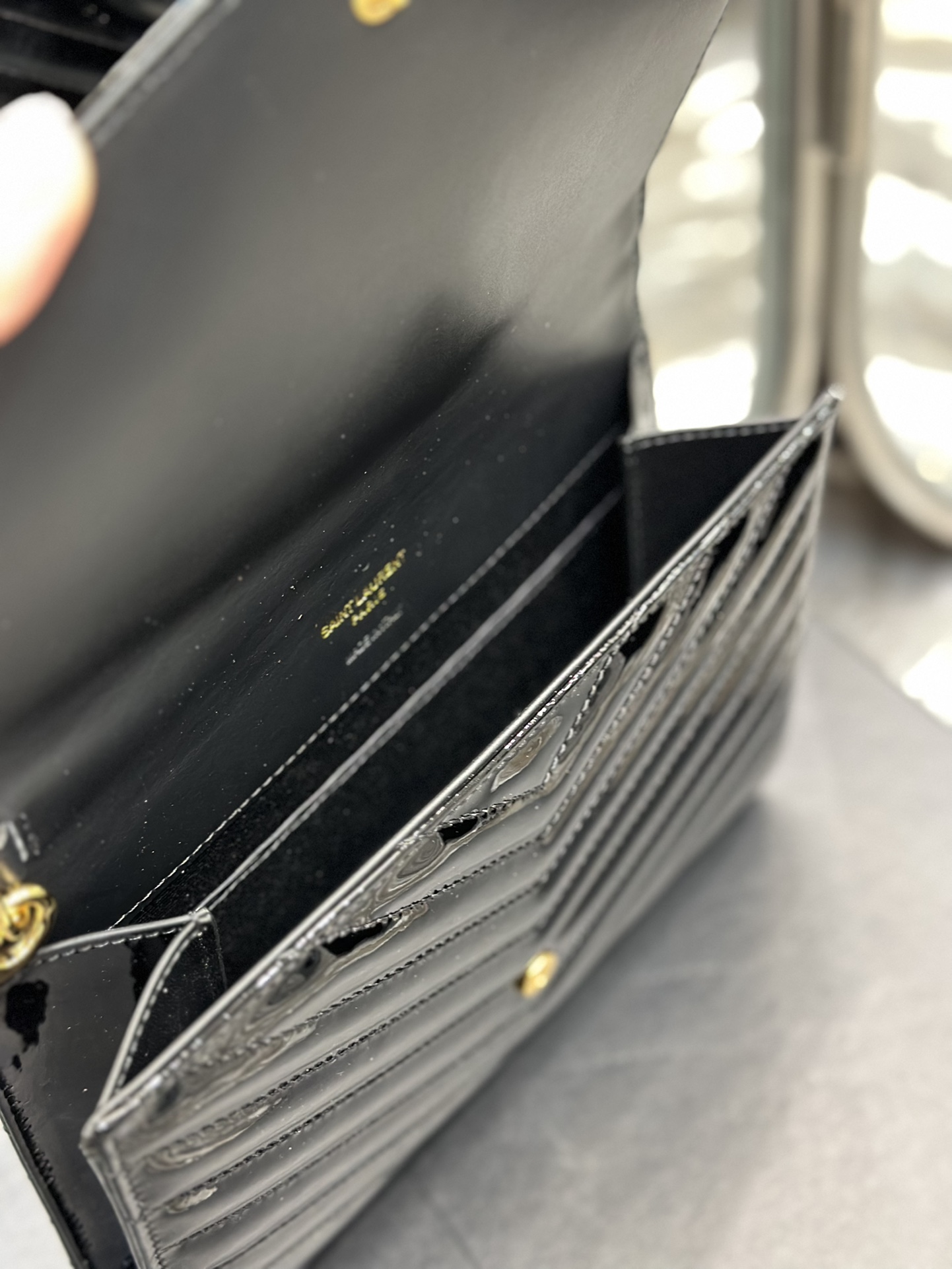 Sa1nt Lau*nt Cassandre Matelasse Black For Women 8.3in/21cm