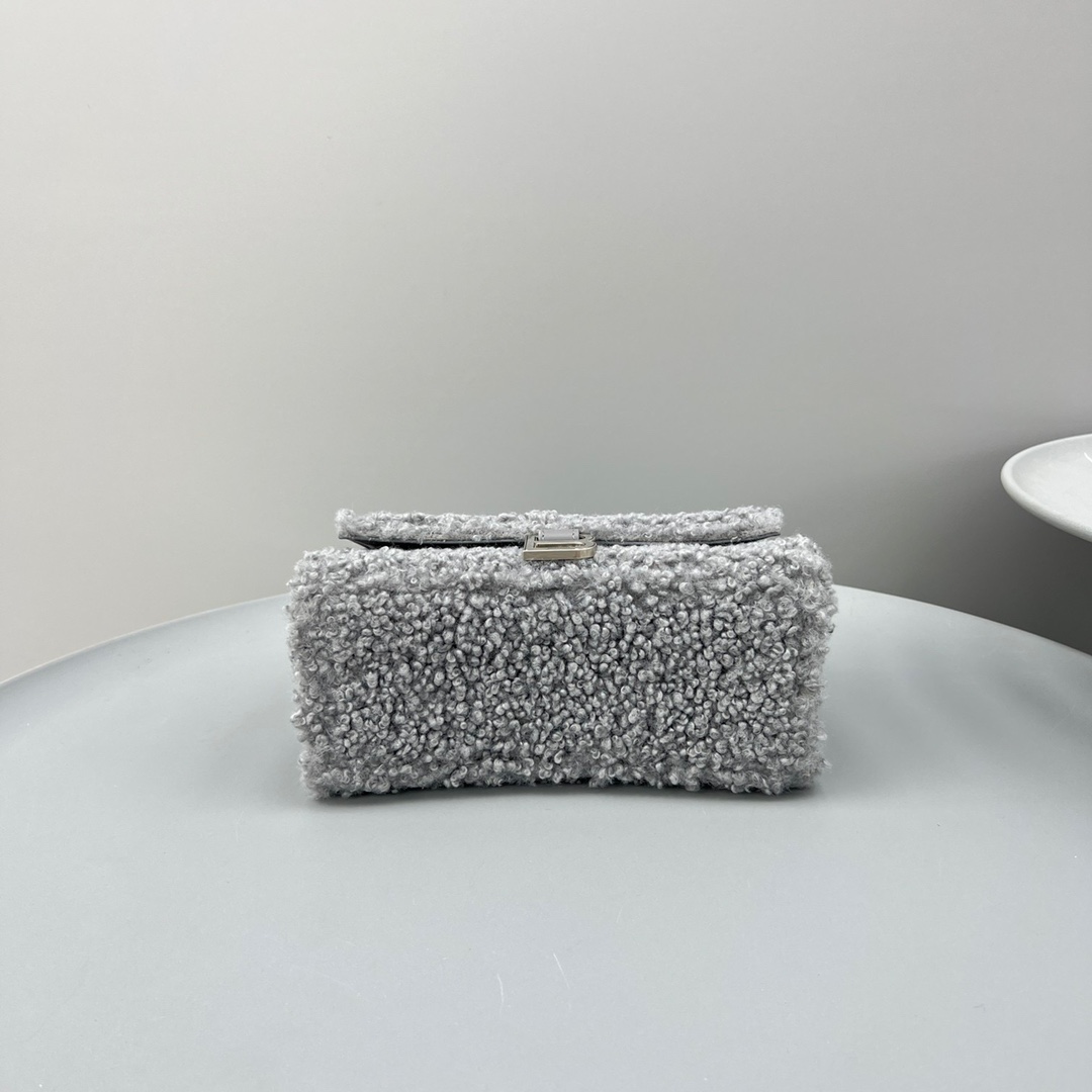 Ba1en*iaga Furry Hourglass Small Handbag Black/Grey/Pink For Women‎ 9.4in/23.8cm 676365210FU1000