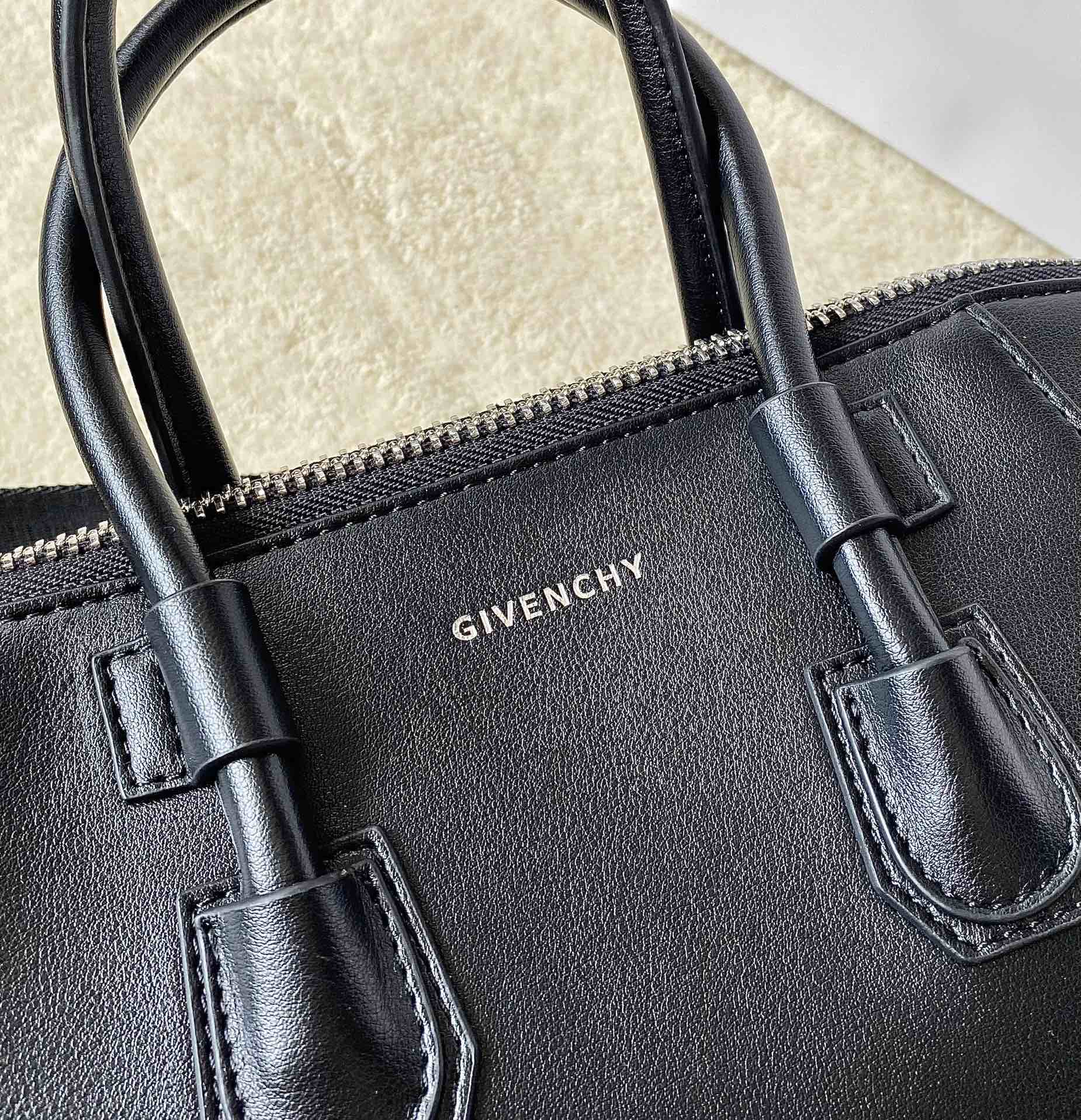 Givenchy Mini Antigona Sport Bag Brown/Black/Beige For Women 8.7in/22cm BB50NVB1HT-001