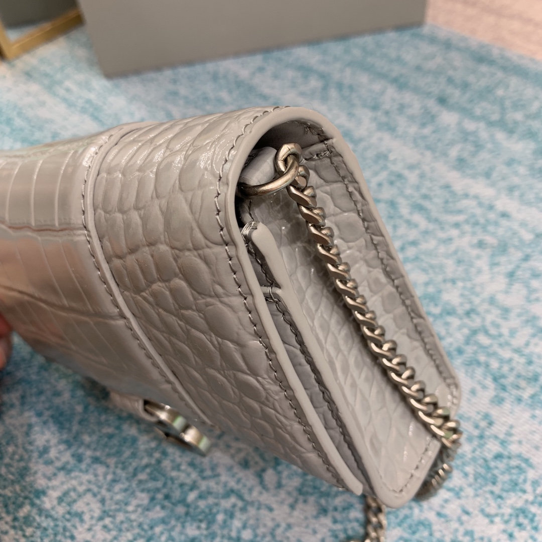 Ba1en*iaga Hourglass Wallet Silver/Grey/Gold/Green/Black For Women 7.6in/19cm 6560502UDF71000