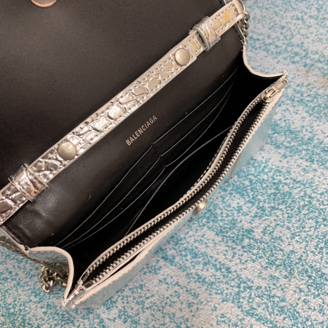 Ba1en*iaga Hourglass Wallet Silver/Grey/Gold/Green/Black For Women 7.6in/19cm 6560502UDF71000