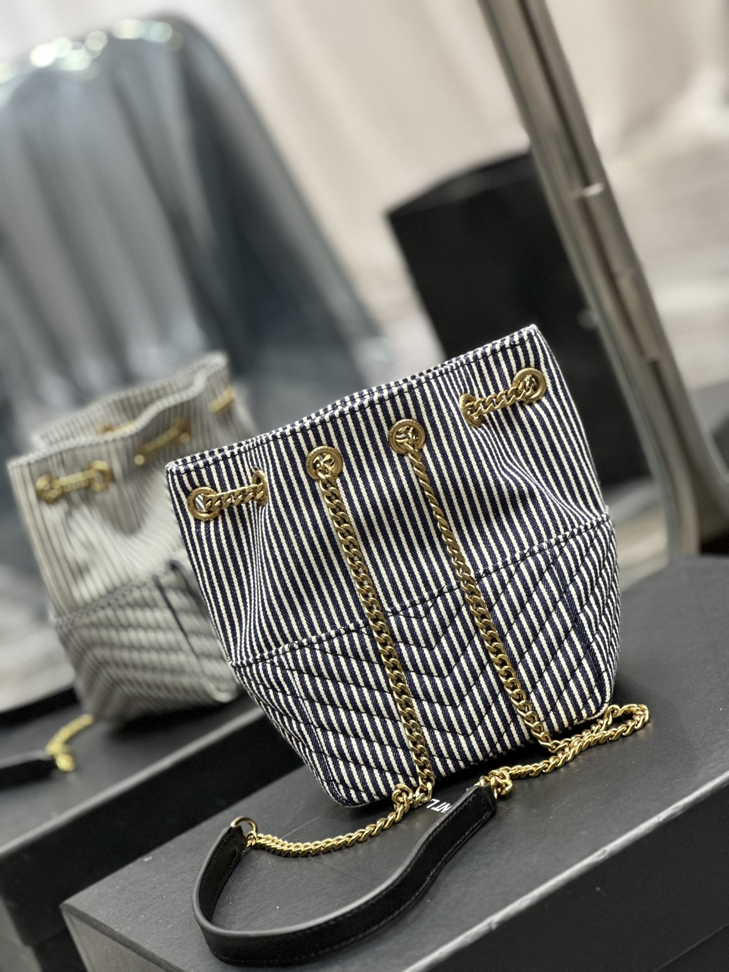 Sa1nt Lau*nt Joe Backpack Black For Women‎ 7.5in/19cm