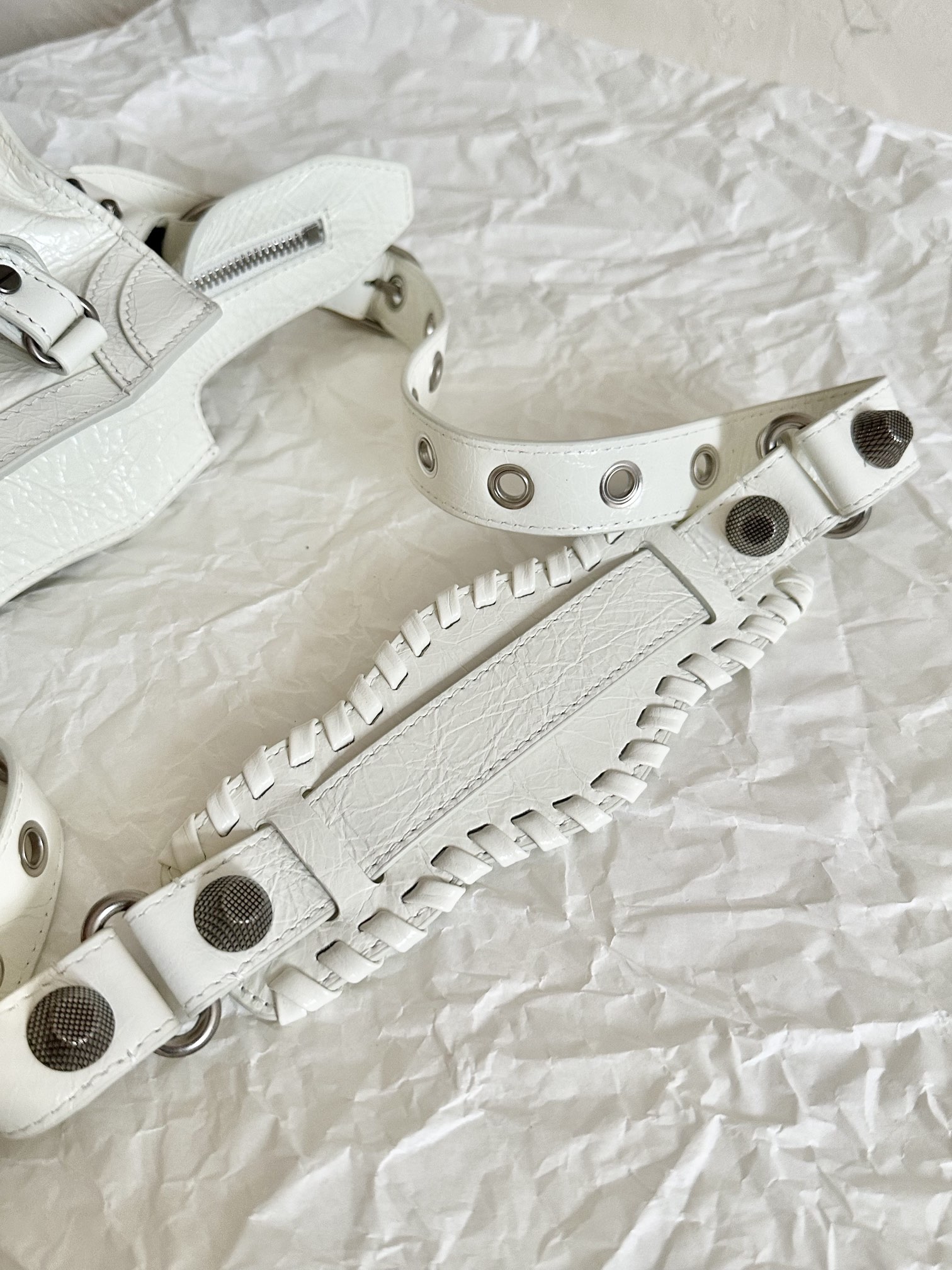 Ba1en*iaga Neo Cagole City Small Handbag White/Silver For Women‎ 10.5in/27cm 222342F046015