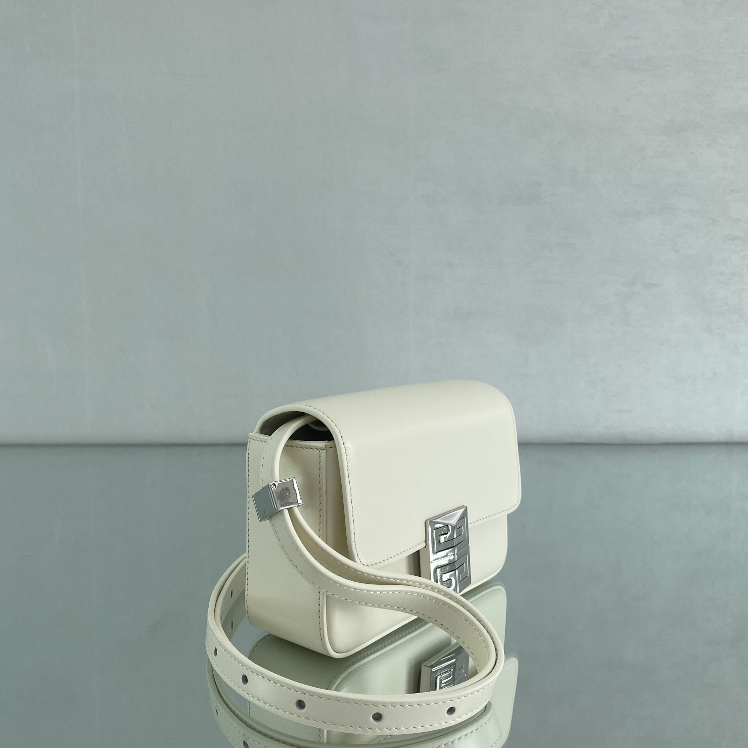 Givenchy Small 4G Bag Black/White/Pink For Women‎ 6.5in/16.5cm