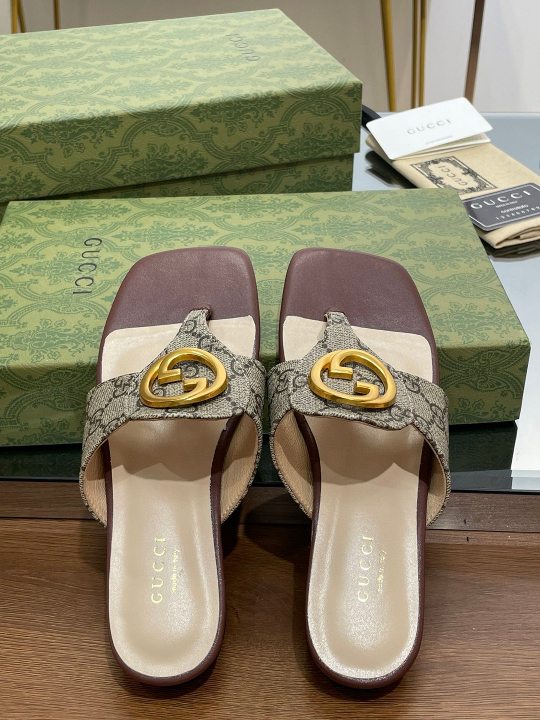 Gvc*1 Blondie Thong Sandal In Monogram Brown For Women ‎‎