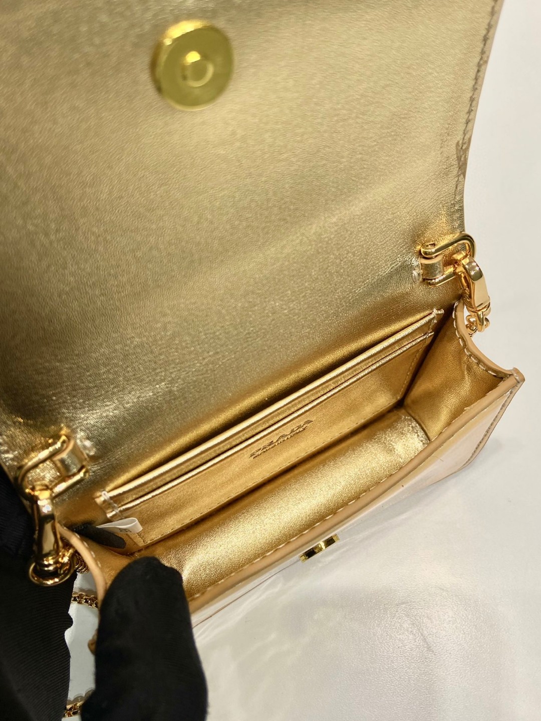 Pra*a Brushed Card Holder With Shoulder Strap Gold Tone/ Black For Women 4.5 in / 11.5 cm 1MR028_2CLE_F0522
