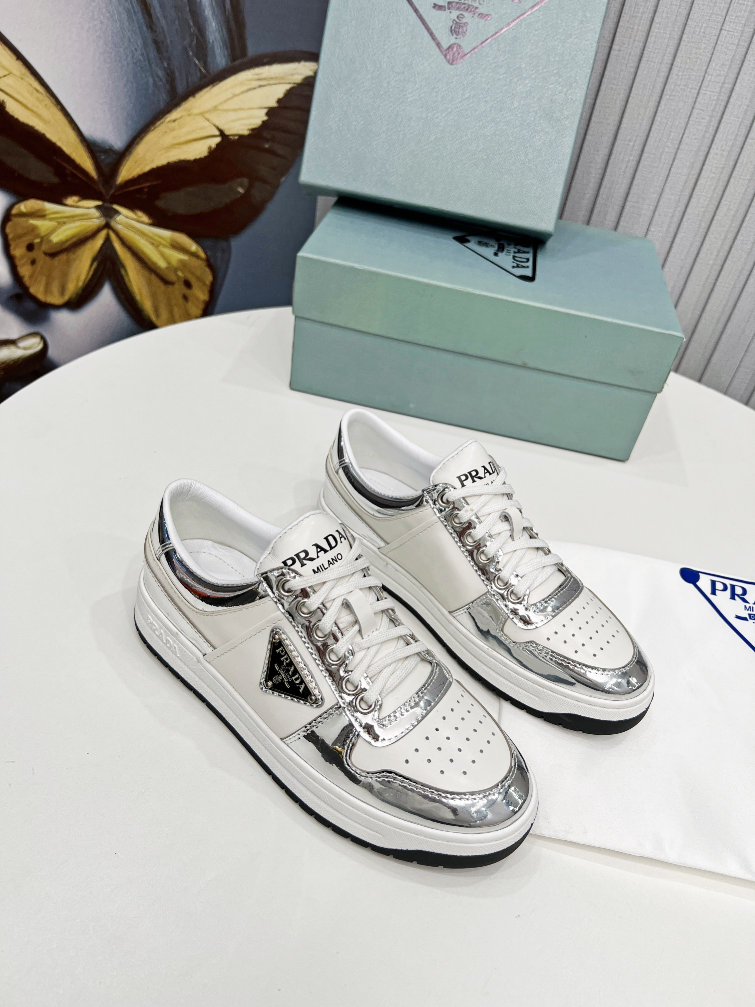 Pra*a Downtown Metallic Sneakers White For Women 1.2 in/ 3 cm