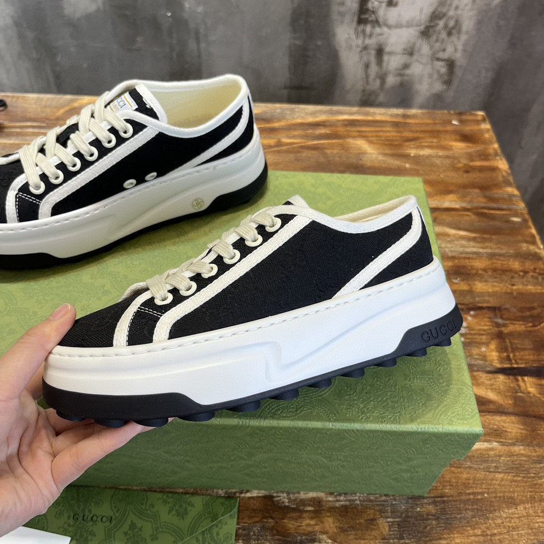 Gvc*1 Low-Cut Sneaker Black For Women