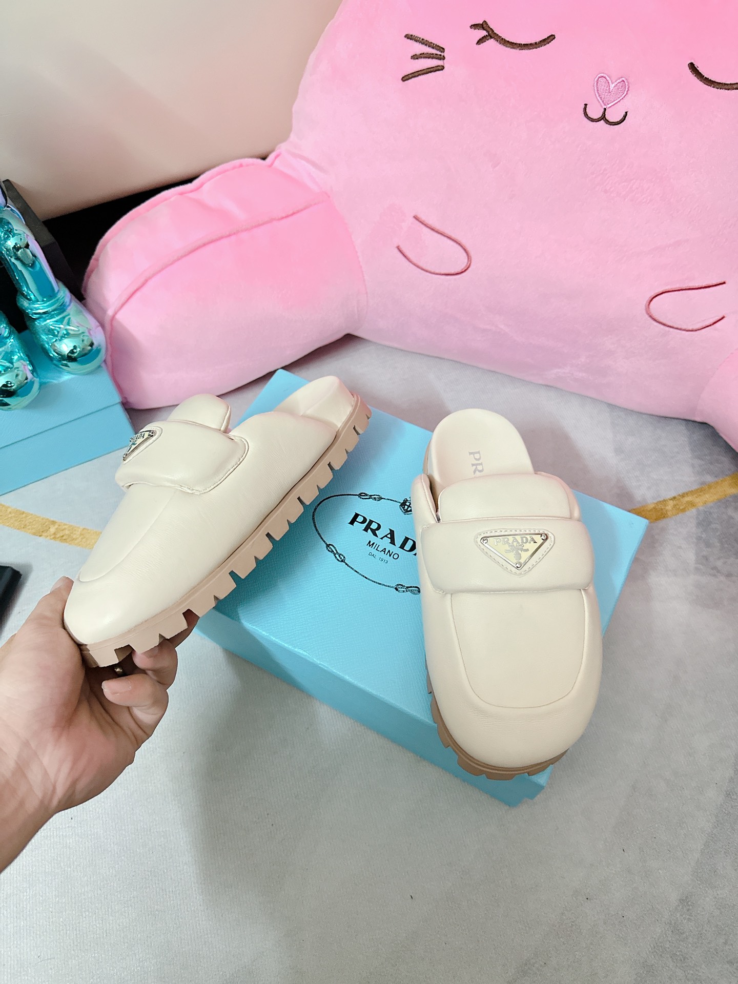 Pra*a Soft Padded Nappa Sabots Beige For Women 0.8 in/ 2cm 1S084N_2DL8_F0F24_F_020