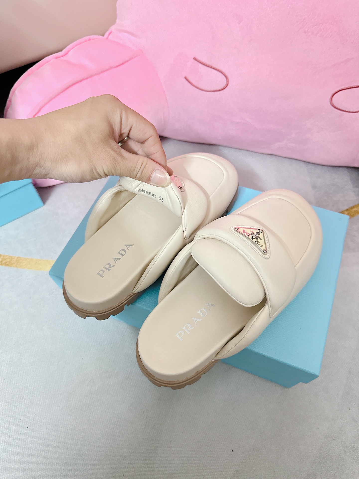 Pra*a Soft Padded Nappa Sabots Beige For Women 0.8 in/ 2cm 1S084N_2DL8_F0F24_F_020