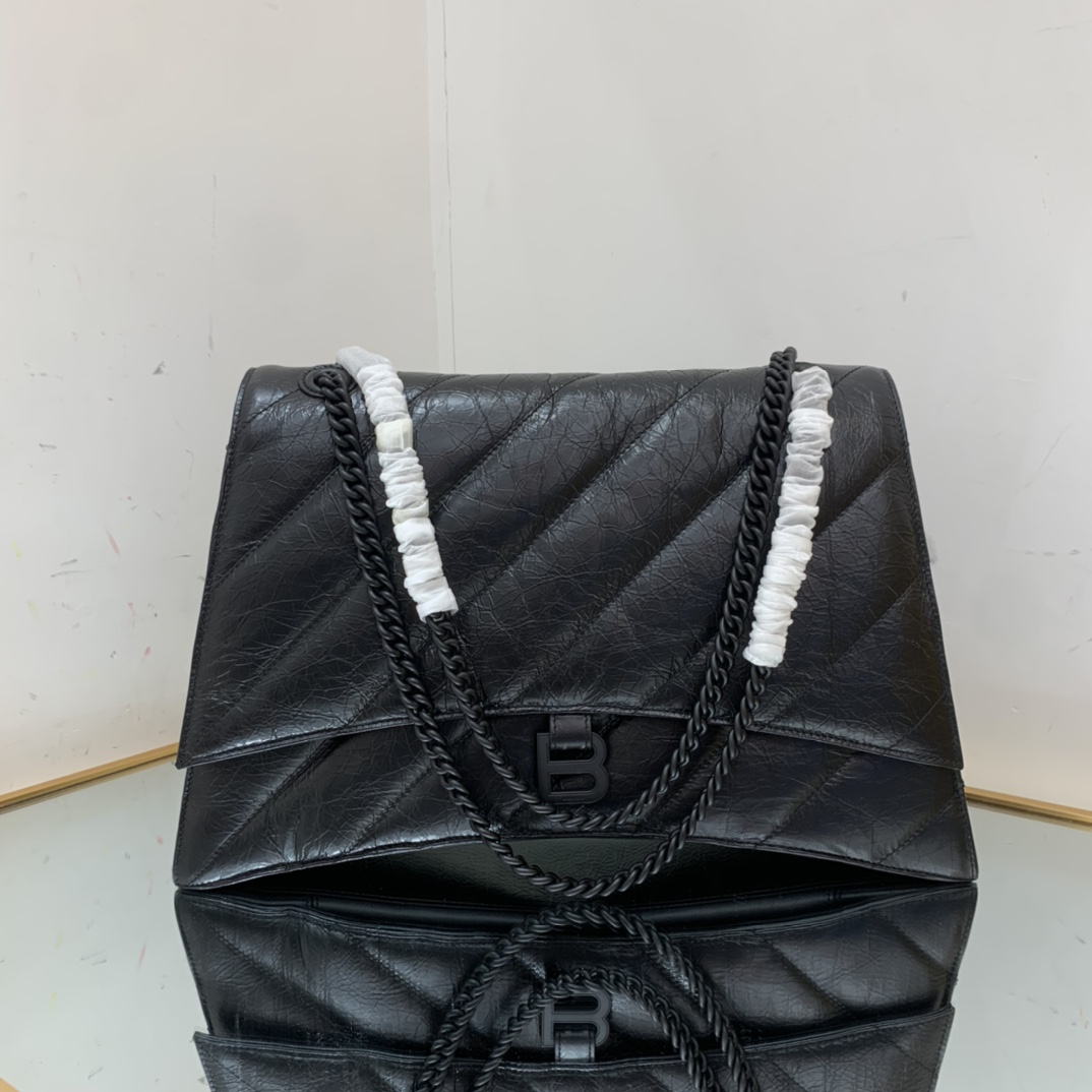 Ba1en*iaga Crush Large Chain Bag Quilted In Black For Women 15.7in/ 40cm
