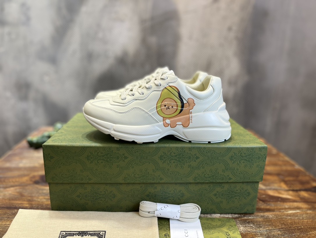 Gvc*1 Rhyton Sneaker With Animal Print White For Men 737521 DRW00 9522