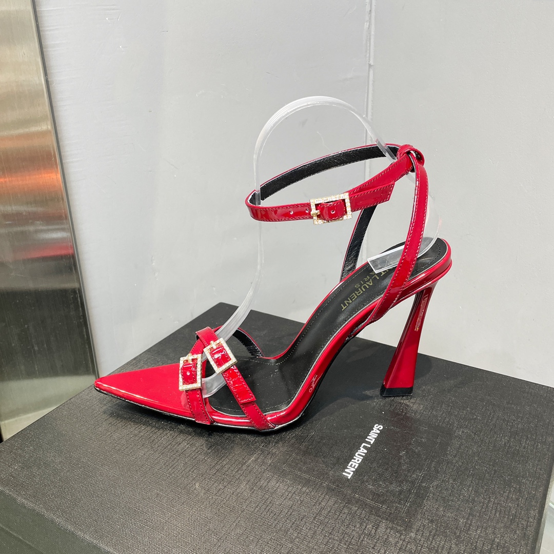 Sa1nt Lau*nt Lila Sandals In Patent Red For Women