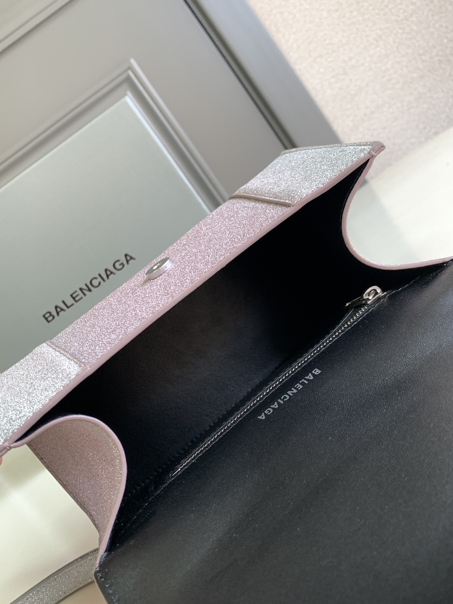 Ba1en*iaga Hourglass Small Handbag In Pink/Blue For Women 9in/23 cm