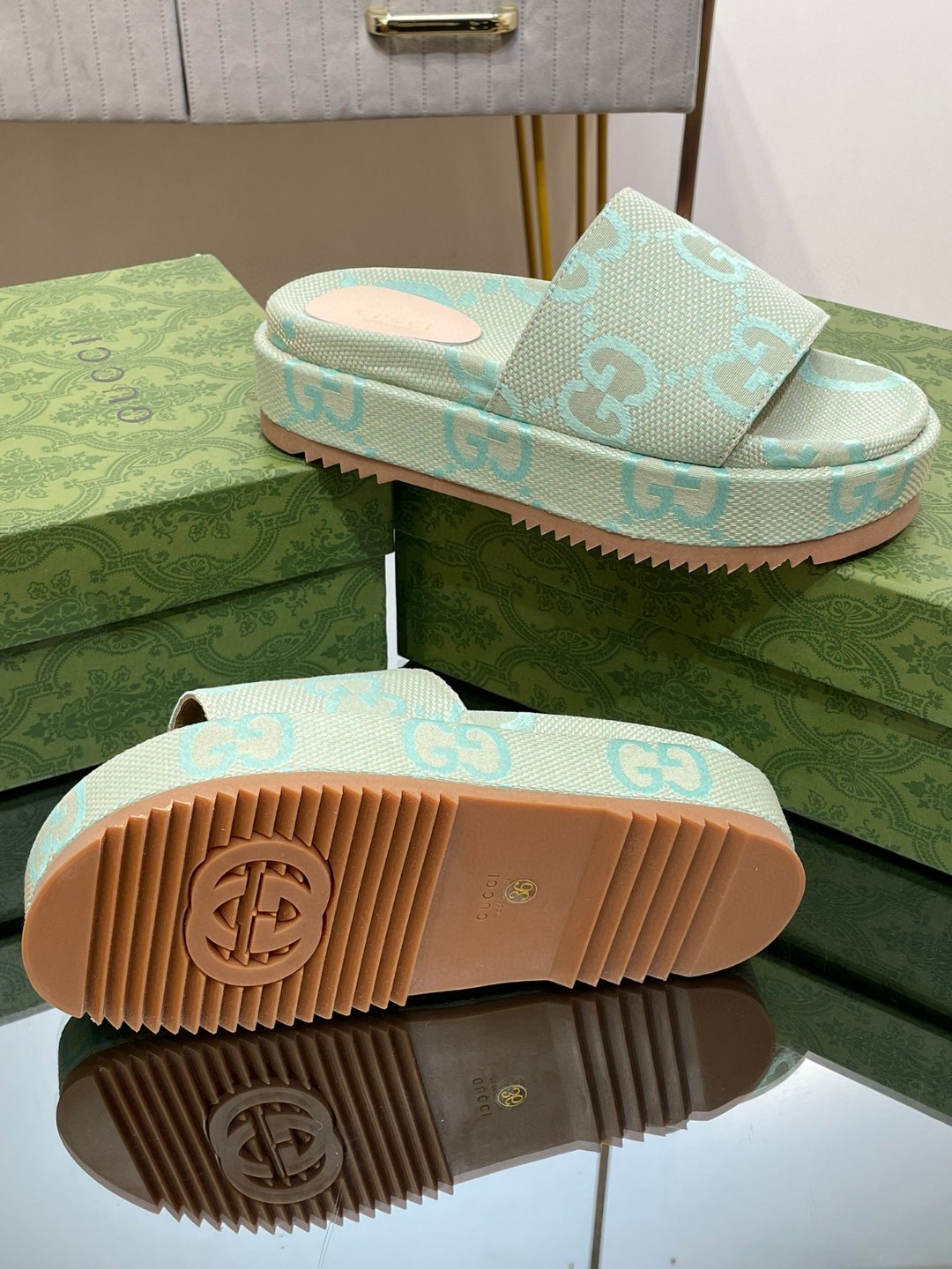 Gvc*1 Jumbo Gg Platform Slide Sandal Light Green For Women