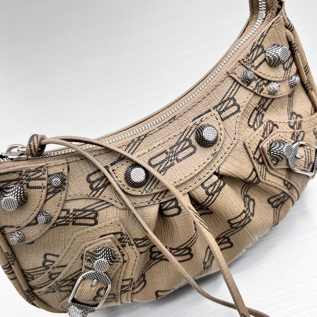 Ba1en*iaga Le Cagole Mini Bag With Chain Bb Monogram Coated Canvas In Beige For Women 8.2 in/20.8 cm 695814210E72762