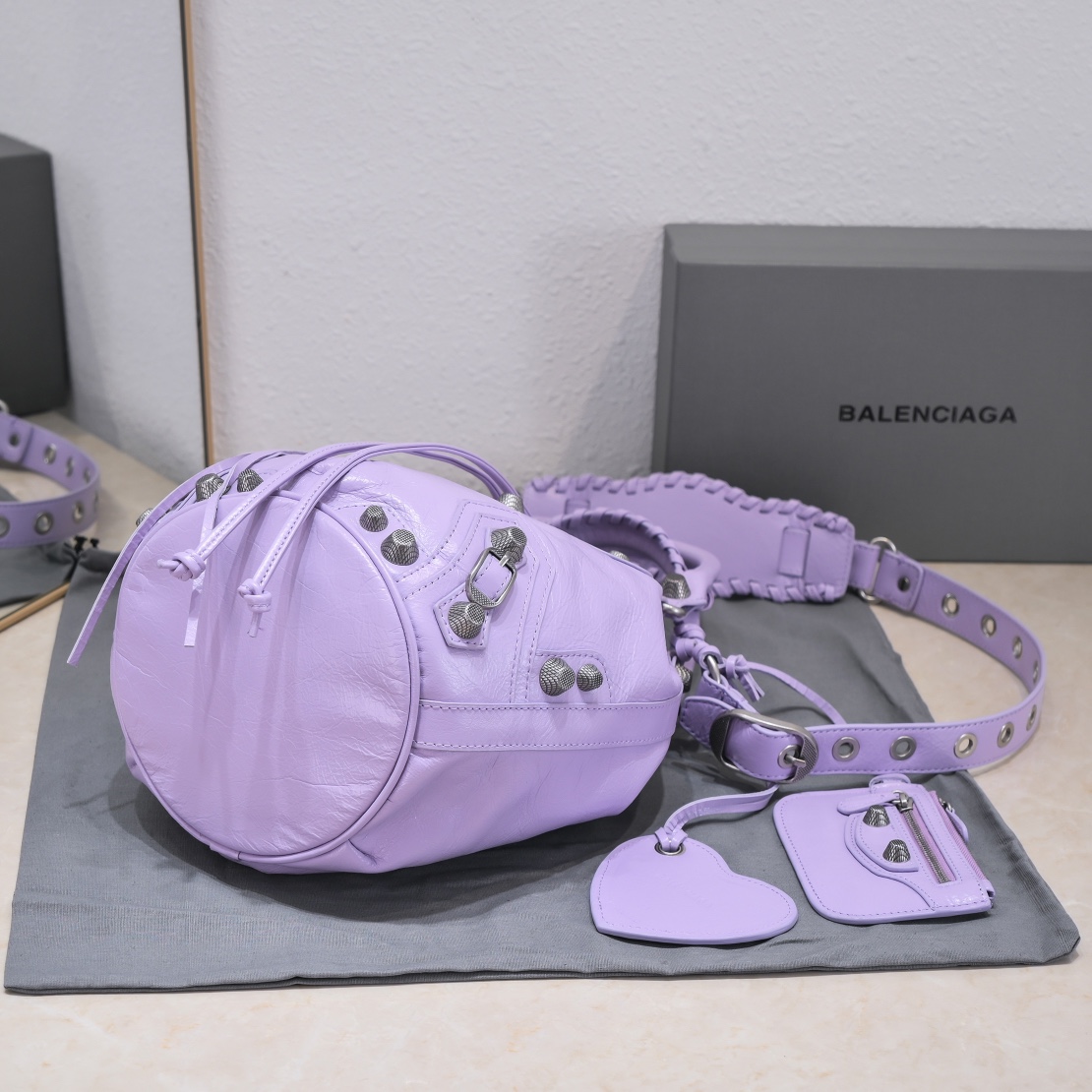 Ba1en*iaga Le Cagole Small Bucket Bag In White/Black/Purple For Women 11.8in/30 cm