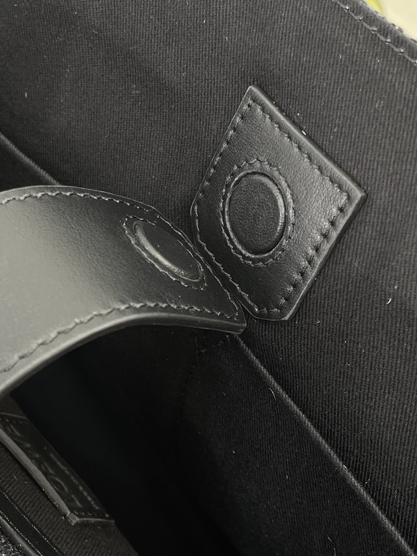 L0ew* Buckle Horizontal Tote In Anagram Jacquard Black For Women 14.4in / 36.5cm B692K96X02