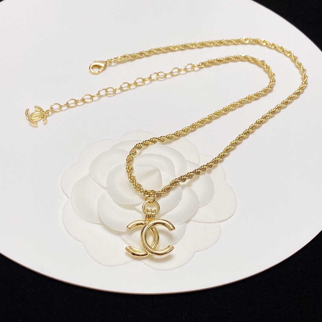 Ch**el CC Necklace Gold For Women