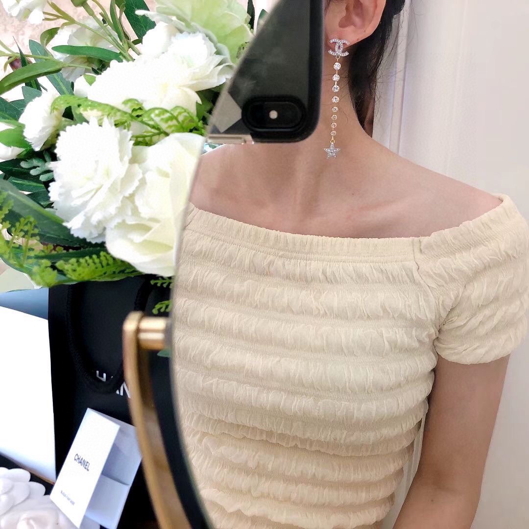 Ch**el Long Star Earrings Gold For Women