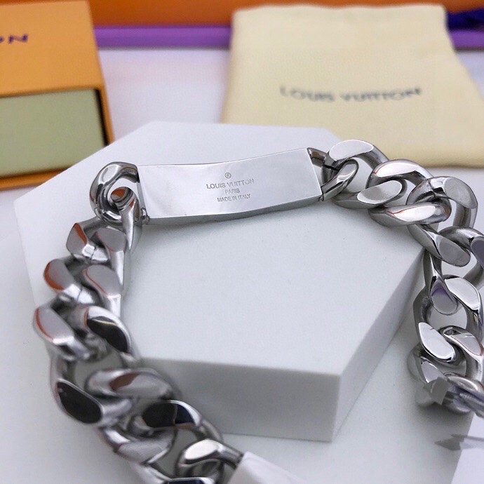 L0vis Vvtt0n Monogram Chain Bracelet Silver Tone For Men M00855