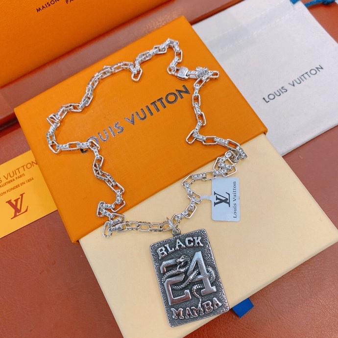 L0vis Vvtt0n Necklace Silver For Women