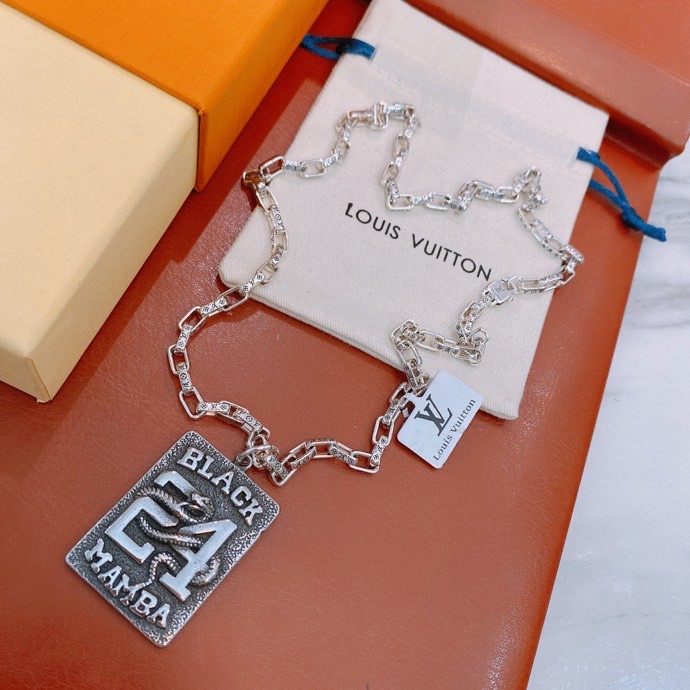 L0vis Vvtt0n Necklace Silver For Women