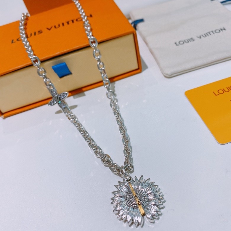 L0vis Vvtt0n Star Necklace Silver For Women