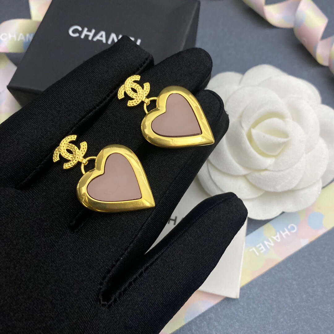 Ch**el Yellow Thick Border Heart Earrings Gold Tone For Women