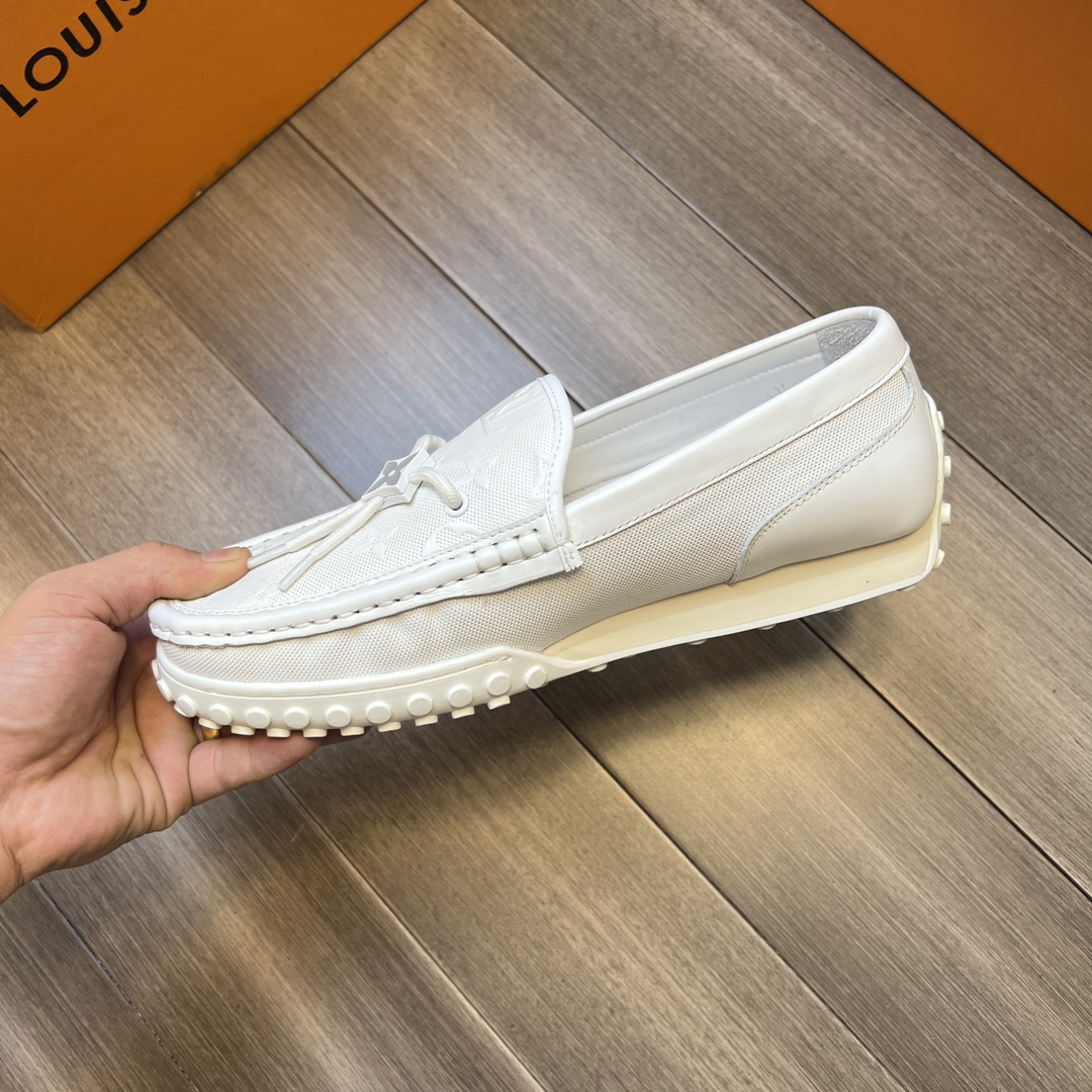 L0vis Vvtt0n LV Racer Moccasin White For Men