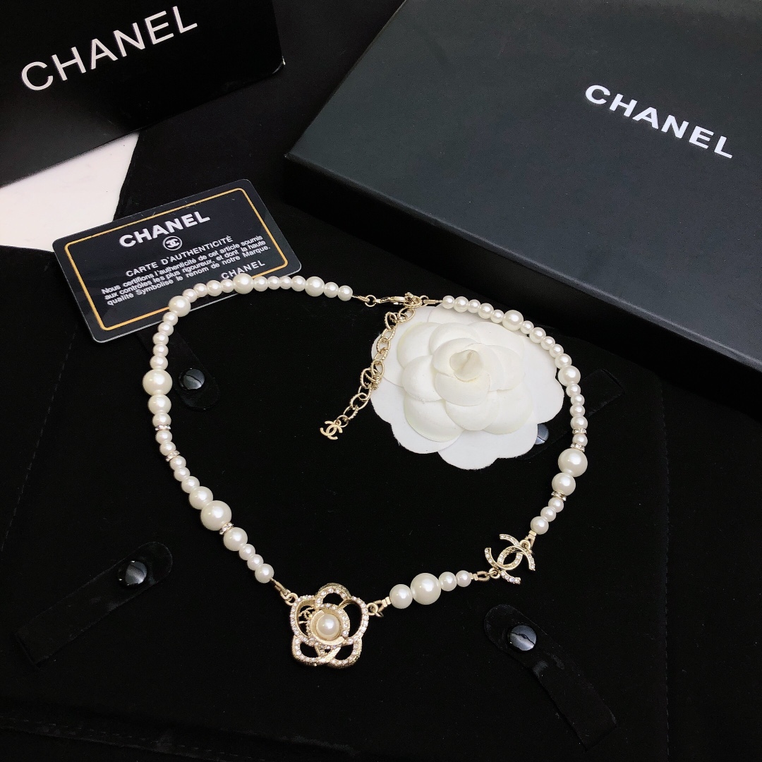 Ch**el Pearl Necklace With Flower Gold Tone For Women