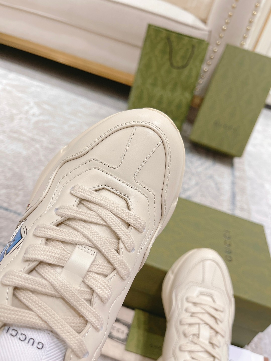 Gvc*1 Disney x Donald Duck Rhyton Sneaker White For Men 646506 DRW00 9522