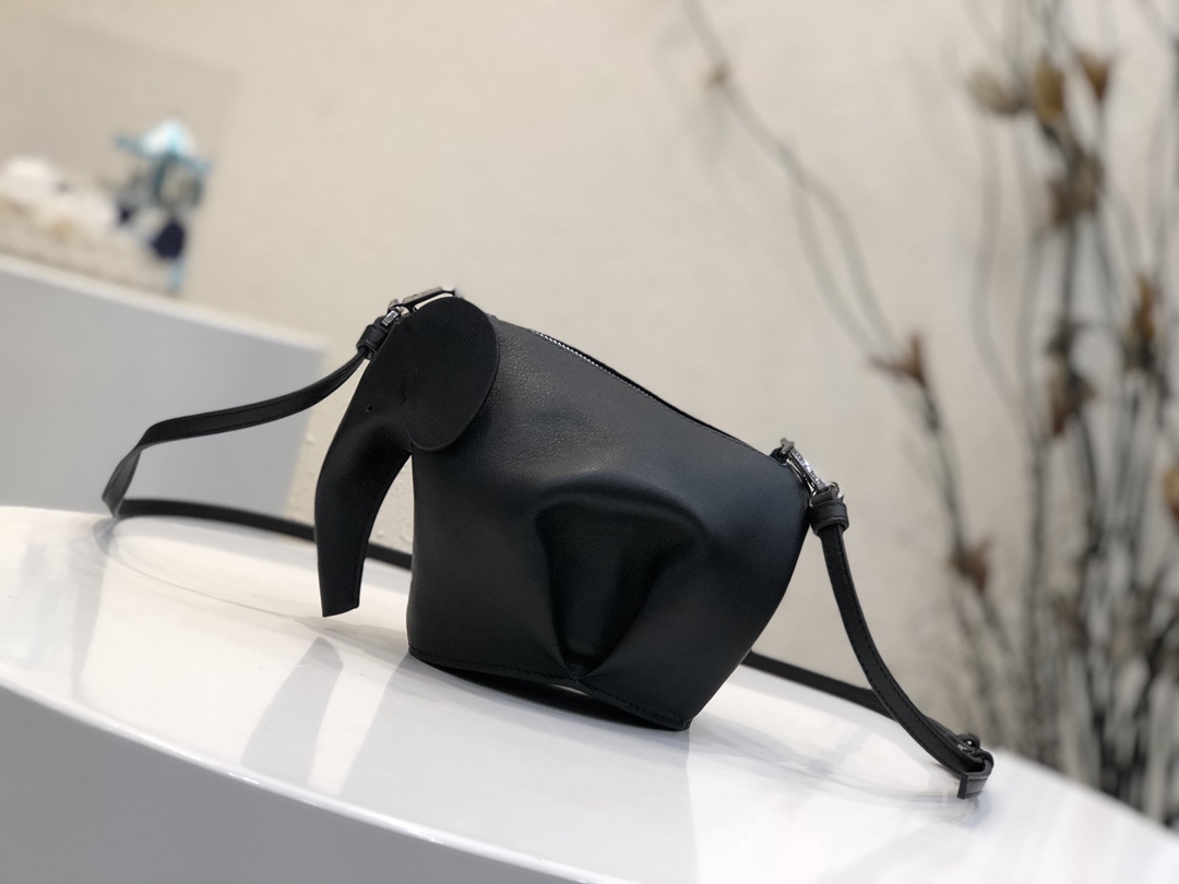 L0ew* Elephant Bag Black/Brown For Women 7.1in / 18cm