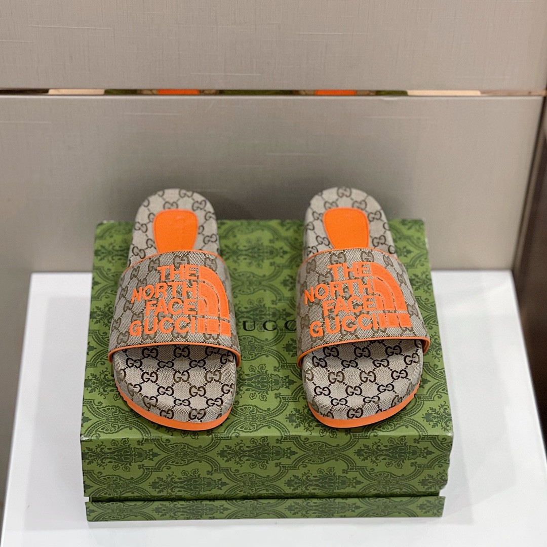 Gvc*1 GG Canvas Slide Sandal Grey For Men