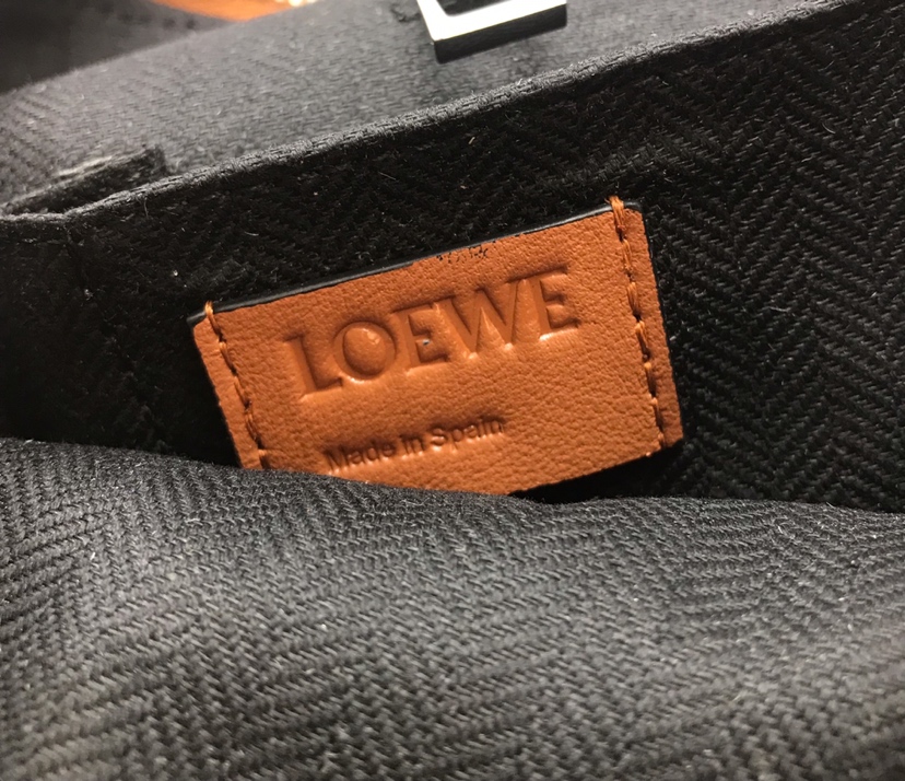 L0ew* Goya Backpack Black/Beige/Brown For Women 16.1in / 41cm