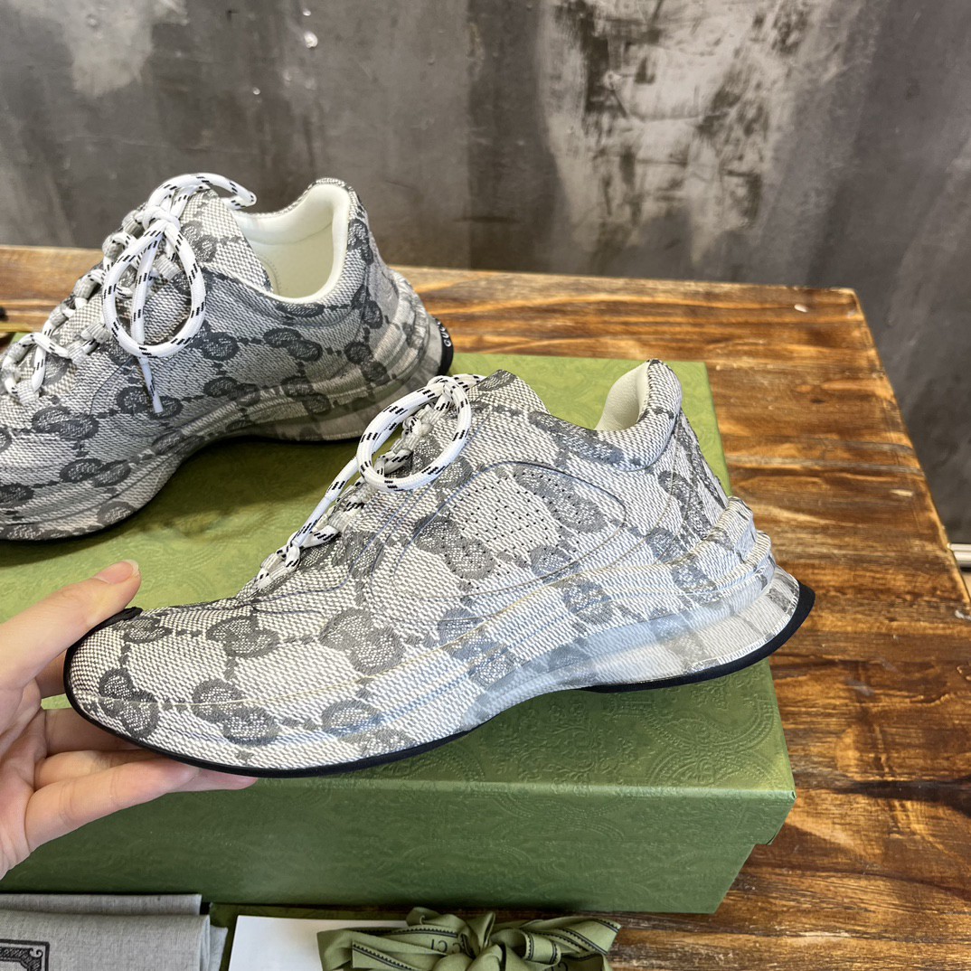 Gvc*1 Run Sneaker Grey For Men