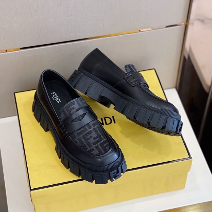 F**di FD O’Lock Nubuck Loafers Black For Men