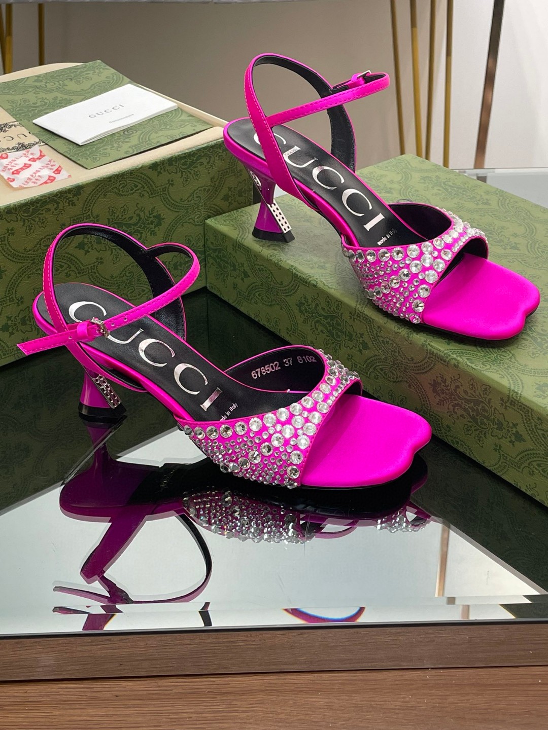 Gvc*1 Sandal With Crystals Pink For Women