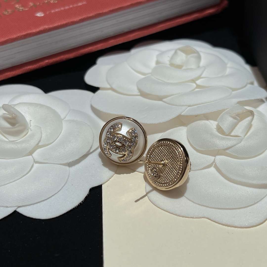 Ch**el CC Round Earrings White For Women