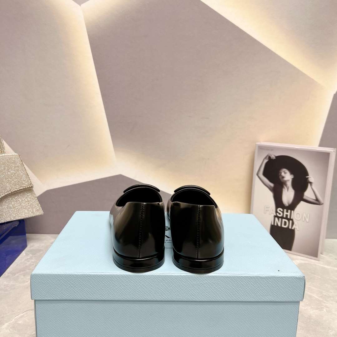 Pra*a Nappa Ballerinas Black For Women