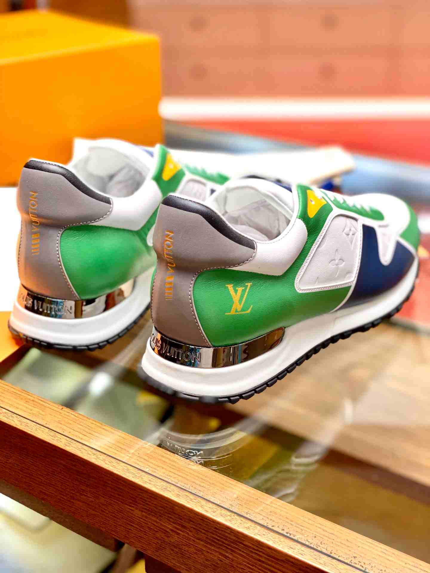 L0vis Vvtt0n Run Away Sneaker Green For Men