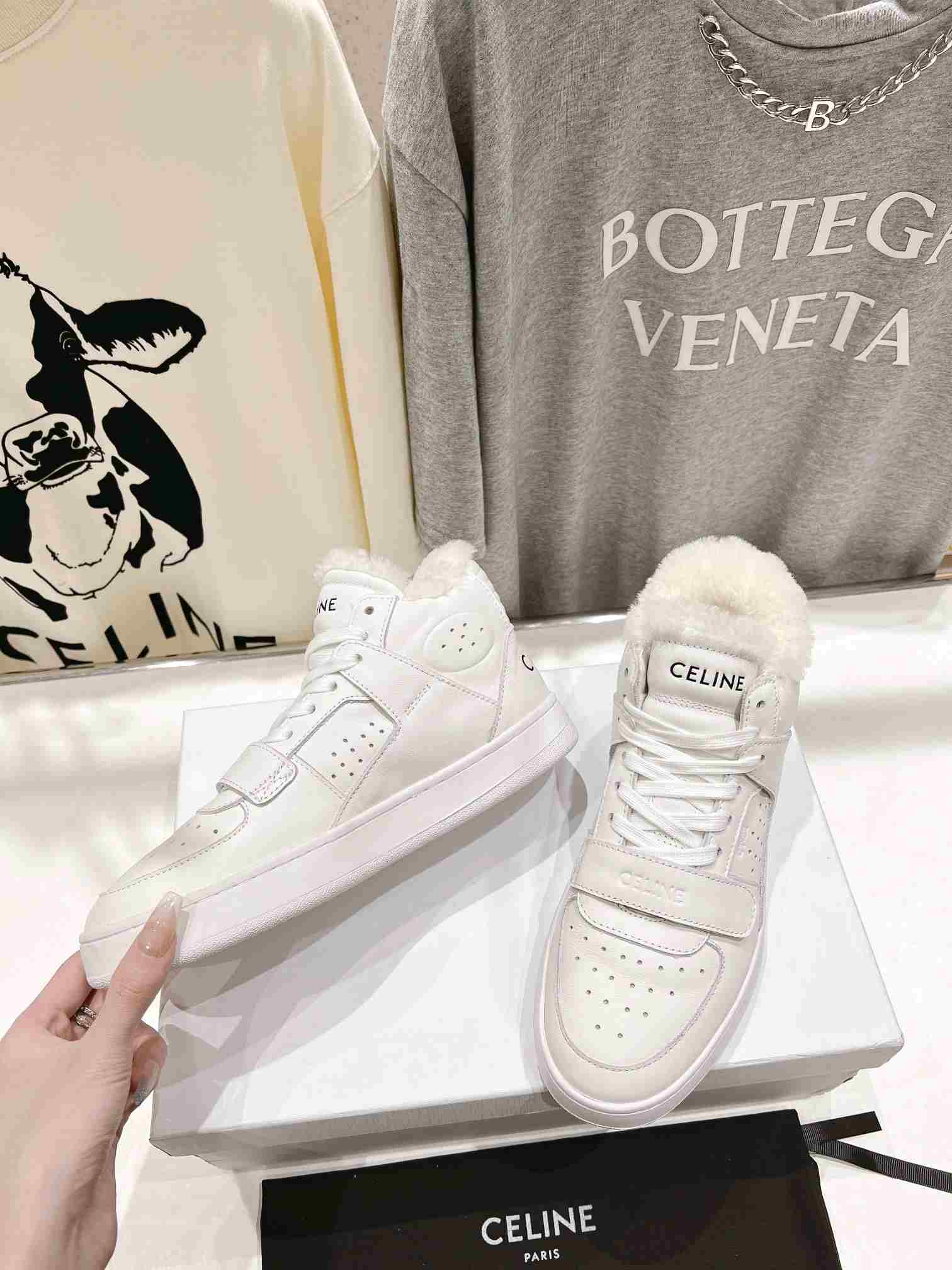 Ce1i*e Block Sneakers With Wedge Outsole With Fur White For Women