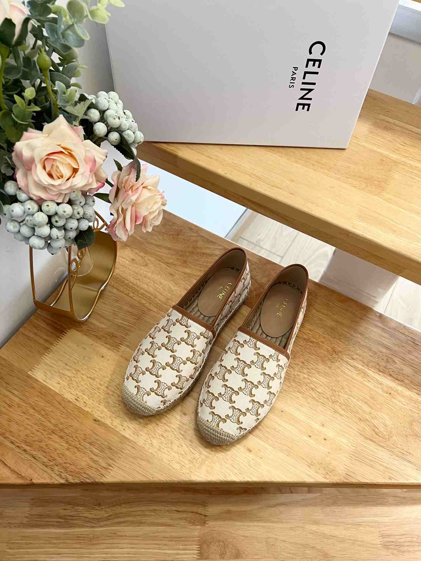 Ce1i*e Flat Espadrille With Triomphe Signature In Triomphe Canvas White For Women 354442279C.01EC