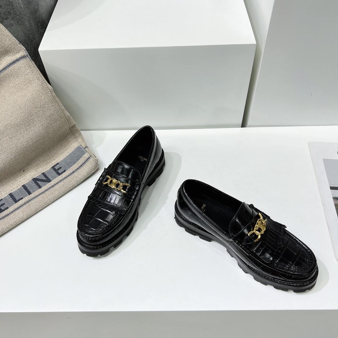 Ce1i*e Margaret Loafer With Triomphe Black For Women