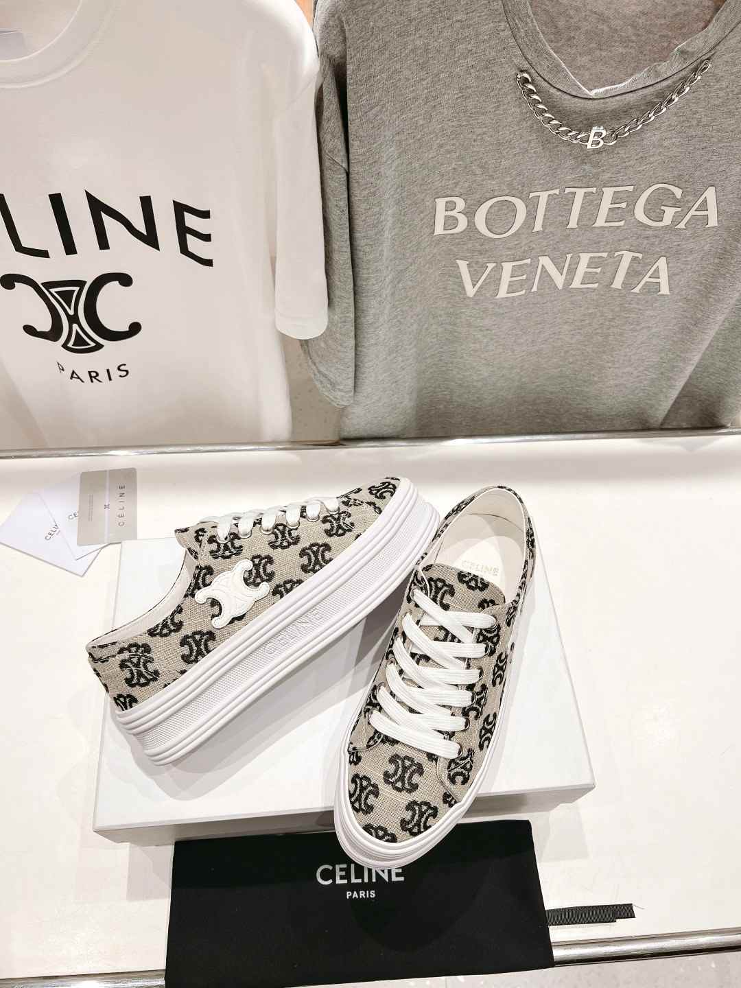 Ce1i*e Triomphe Sneakers In Canvas Black For Women